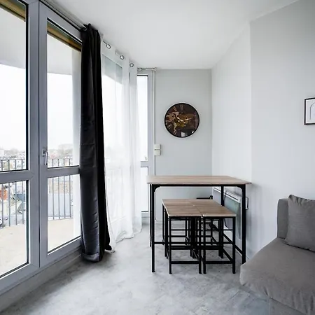 Cosy Proche Gare Apartament